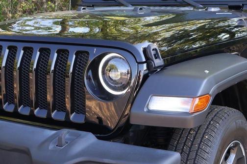 2022 Jeep Wrangler Sport