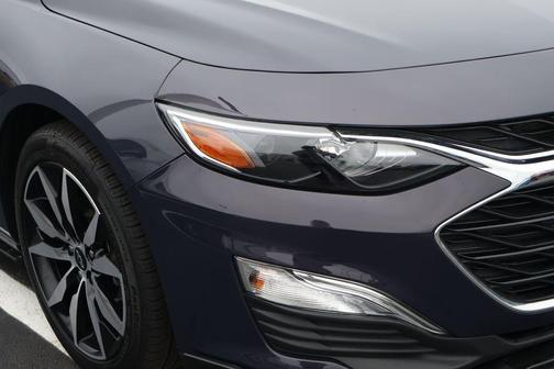 2025 Chevrolet Malibu FWD RS