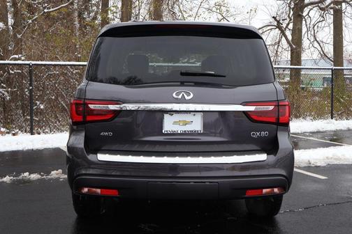 2024 INFINITI QX80 Luxe