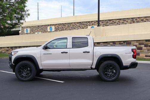 White Sands 2026 Chevrolet Colorado Trail Boss