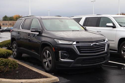 2023 Chevrolet Traverse LT Leather