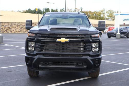 2026 Chevrolet Silverado 2500 WT