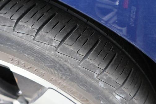 2012 Volkswagen Beetle Base