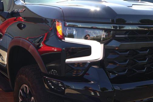 2025 Chevrolet Silverado 1500 ZR2