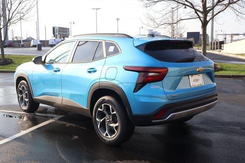 Marina Blue Metallic 2026 Chevrolet Trax LT