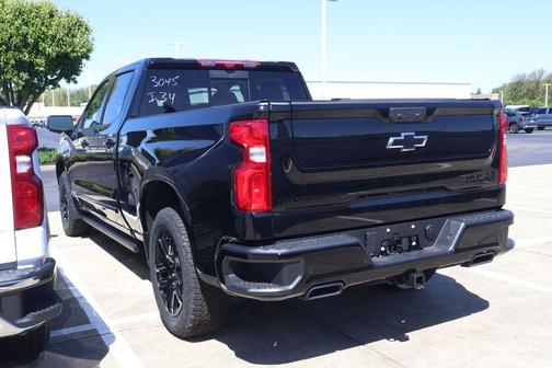 Black 2026 Chevrolet Silverado 1500 High Country
