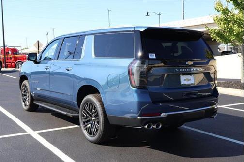 2025 Chevrolet Suburban Premier