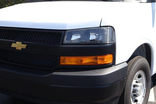 2025 Chevrolet Express 2500 RWD 2500 Extended Wheelbase WT