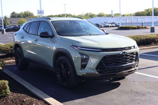 Cacti Green 2026 Chevrolet Trax FWD ACTIV