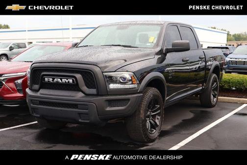 2024 RAM 1500 Classic Warlock Crew Cab 4x4 5'7' Box