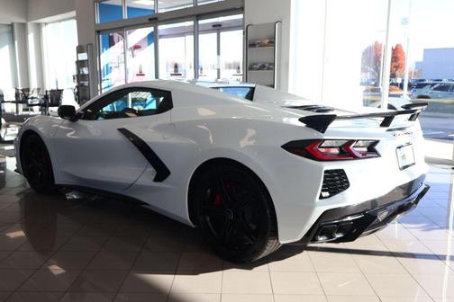 2026 Chevrolet Corvette Stingray w/2LT