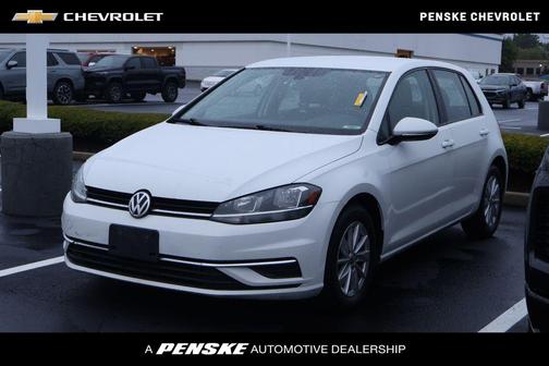 2018 Volkswagen Golf TSI S
