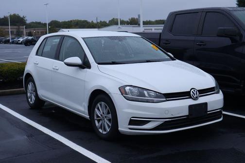 2018 Volkswagen Golf TSI S