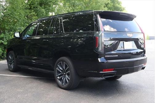 2024 Cadillac Escalade ESV Sport