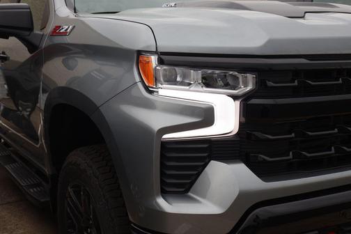 Sterling Gray Metallic 2026 Chevrolet Silverado 1500 LT Trail Boss