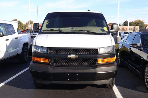 2022 Chevrolet Express 3500 RWD 3500 Regular Wheelbase WT