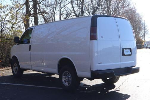 2022 Chevrolet Express 3500 RWD 3500 Regular Wheelbase WT