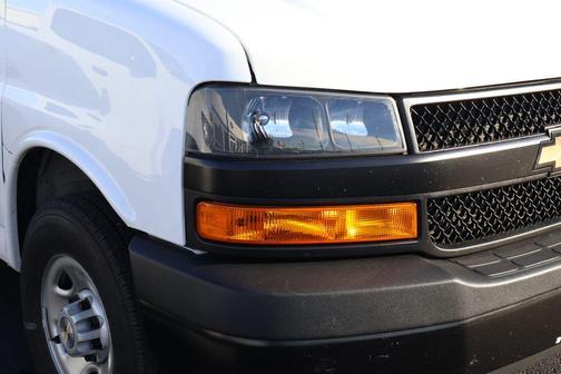 2022 Chevrolet Express 3500 RWD 3500 Regular Wheelbase WT