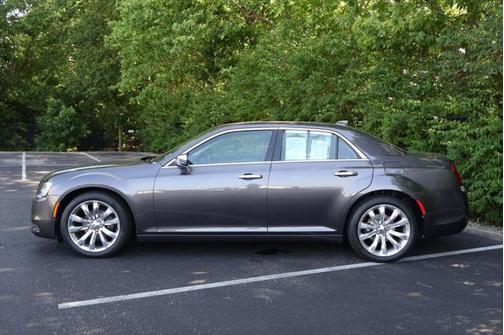 2018 Chrysler 300 Limited