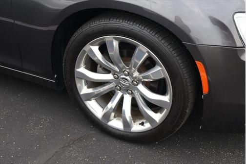2018 Chrysler 300 Limited