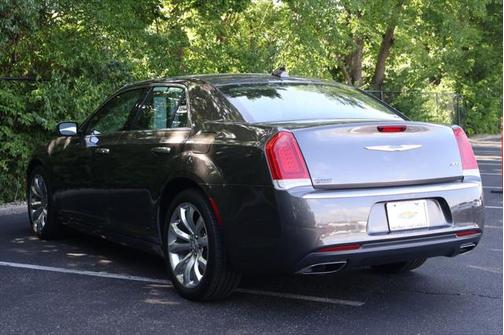 2018 Chrysler 300 Limited