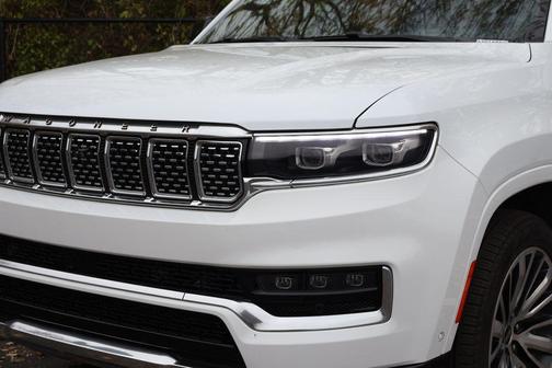 2023 Jeep Grand Wagoneer L Series III 4x4