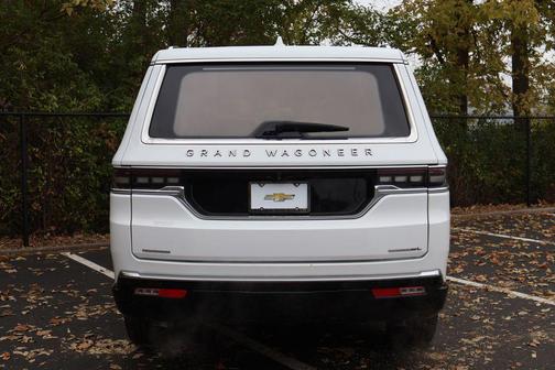 2023 Jeep Grand Wagoneer L Series III 4x4