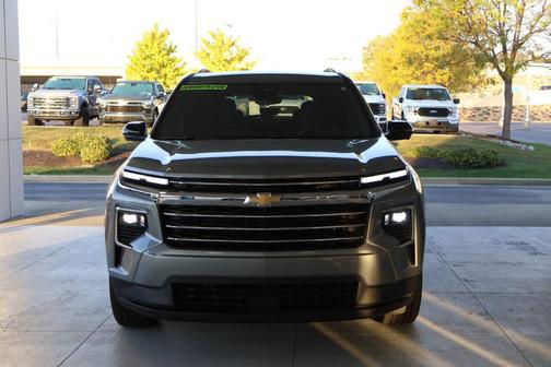 Sterling Gray Metallic 2027 Chevrolet Traverse LT
