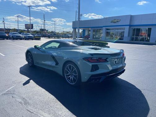 2024 Chevrolet Corvette Stingray w/2LT