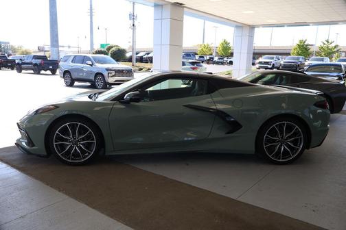 2024 Chevrolet Corvette Stingray w/2LT
