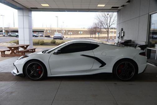 2024 Chevrolet Corvette Stingray w/2LT
