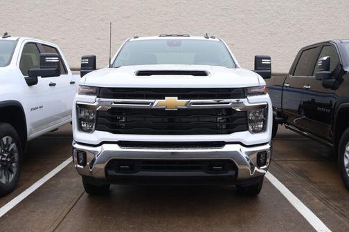 2026 Chevrolet Silverado 3500 LT