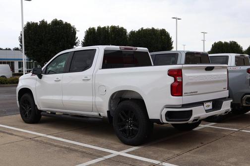 Summit White 2026 Chevrolet Silverado 1500 RST