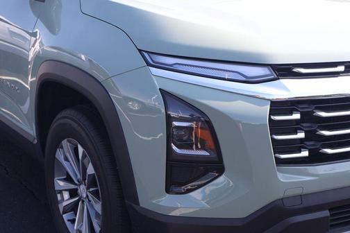 Cacti Green 2026 Chevrolet Equinox 1LT