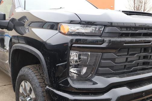 2026 Chevrolet Silverado 2500 Custom