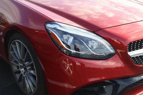 designo Cardinal Red Metallic 2019 Mercedes-Benz SLC 300 Base