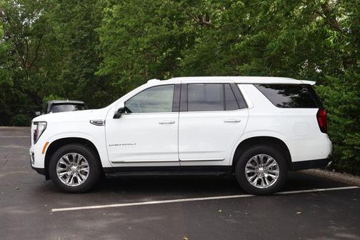 Summit White 2025 GMC Yukon Denali