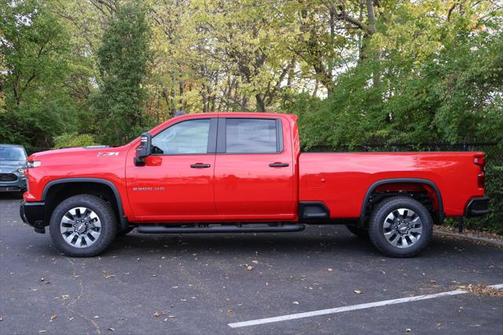 2025 Chevrolet Silverado 2500 Custom
