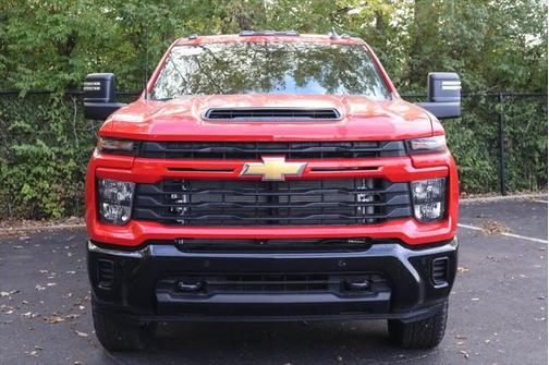 2025 Chevrolet Silverado 2500 Custom