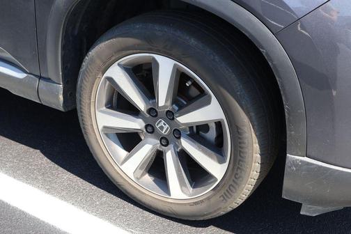 2023 Honda Pilot Touring 8-Passenger