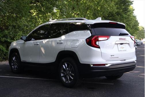 2022 GMC Terrain SLT