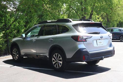 Ice Silver Metallic 2020 Subaru Outback Premium