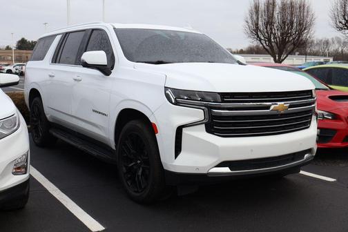 2023 Chevrolet Suburban LT