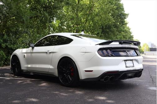 2020 Ford Shelby GT500 Base