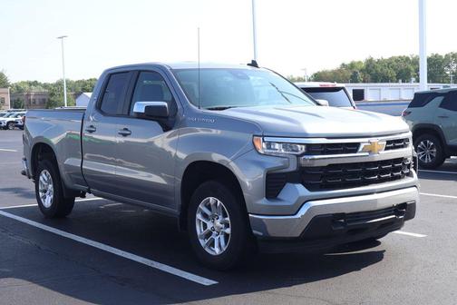 Sterling Gray Metallic 2023 Chevrolet Silverado 1500 LT