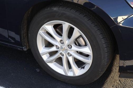 2017 Chevrolet Malibu 1LT