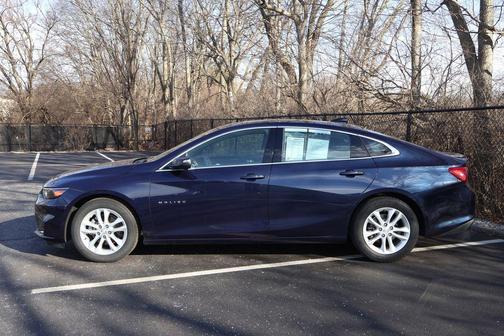 2017 Chevrolet Malibu 1LT