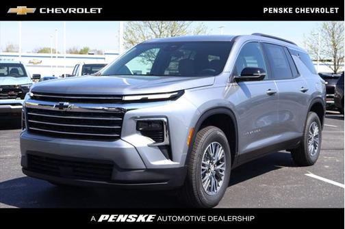 2025 Chevrolet Traverse LT