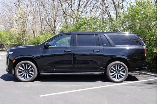 2024 Cadillac Escalade ESV Sport