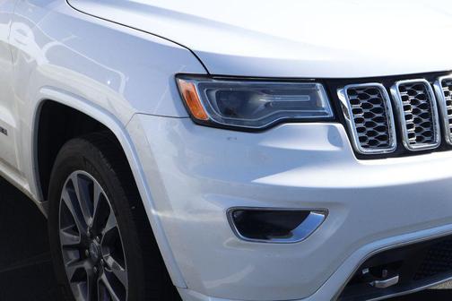 Ivory 3-Coat 2017 Jeep Grand Cherokee Overland